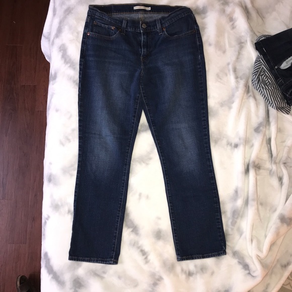 Levi’s Straight Leg Jeans - Picture 3 of 8